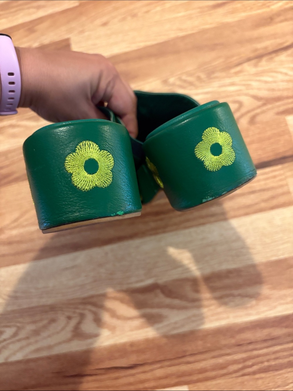 Lisa Says Gah Dakota Clogs / Green Daisy - Picture 9 of 9